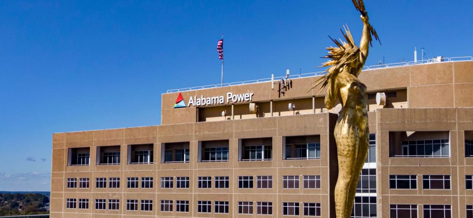 how-alabama-power-kept-bills-up-and-opposition-out-to-become-one-of-the-most-powerful-utilities-in-the-country
