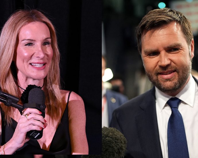 podcaster-jennifer-welch-calls-jd-vance-a-‘failed-drag-queen’-over-viral-college-photo