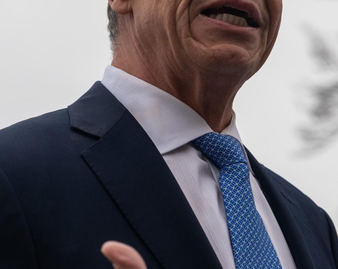 the-traitor-endorses-cuomo-for-nyc-mayor