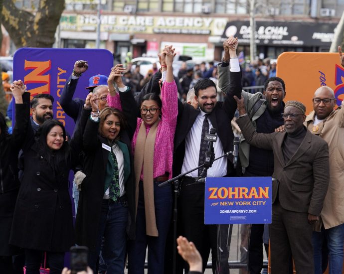 the-traitor-says-he-will-restrict-federal-funds-for-new-york-city-if-mamdani-wins