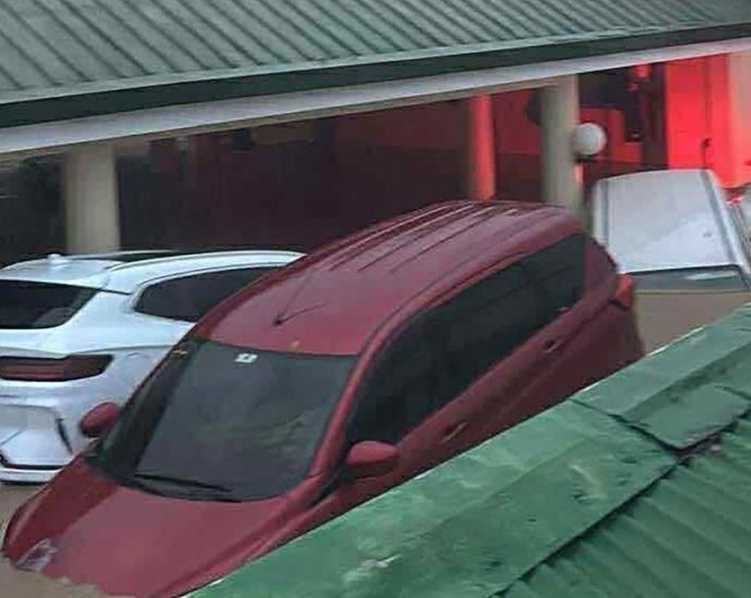 two-dead-as-typhoon-kalmaegi-brings-massive-flooding-in-central-philippines