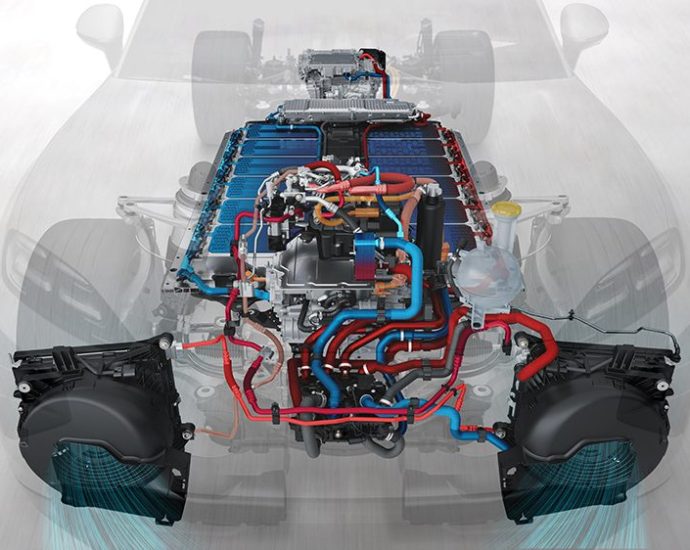 porsche-cayenne-electric’s-800-volt-architecture-enables-long-range-and-super-fast-charging
