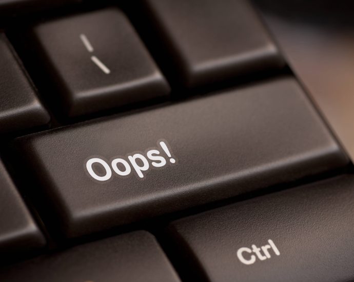 ‘what-the-hell,-microsoft?’-users-hit-with-incorrect-esu-and-ltsc-win10-out-of-support-messages