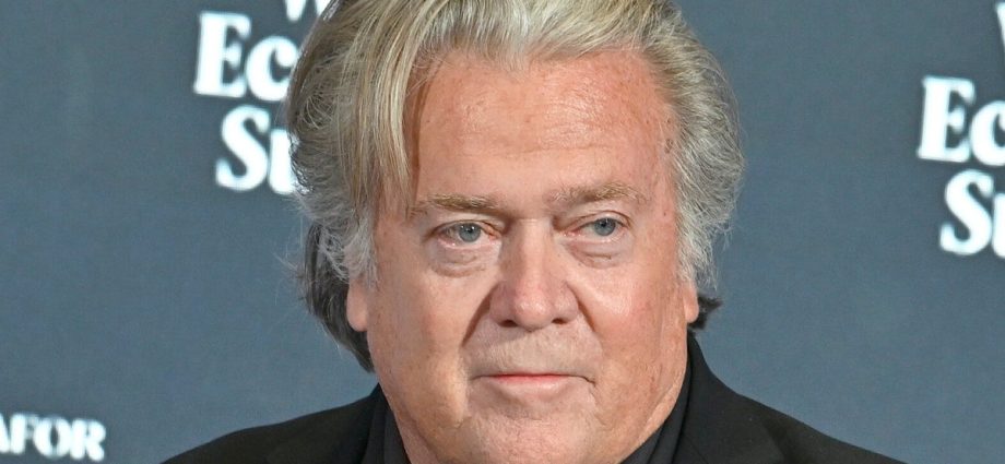‘suck-on-that’:-steve-bannon-spills-on-‘top’-constitutional-lawyer’s-the-traitor-2028-claim