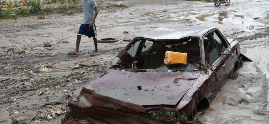 hurricane-death-toll-rises-to-43-in-haiti-as-aid-pours-in-across-the-northern-caribbean