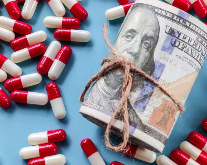 relax,-wall-street-journal,-health-insurers-are-still-looting