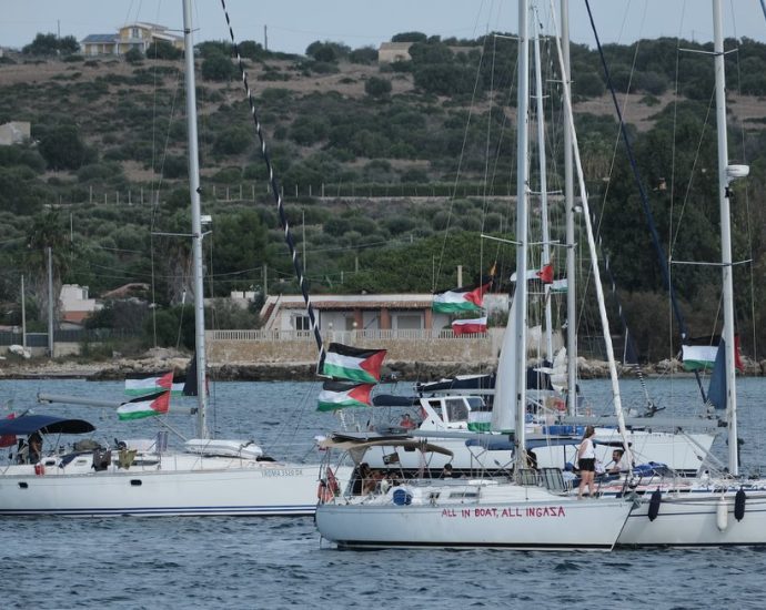 ‘we-were-all-mistreated’:-flotilla-member-recounts-his-experience-in-israeli-detention