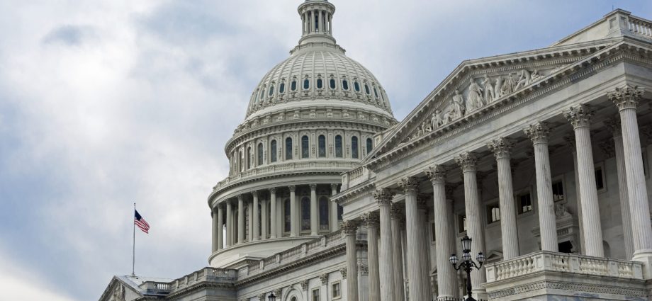 the-traitor’s-latest-military-campaign-tests-the-limits-of-presidential-war-powers