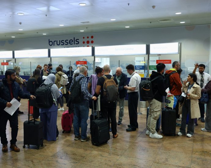 belgian-airports-disrupted-by-unidentified-drone-flights