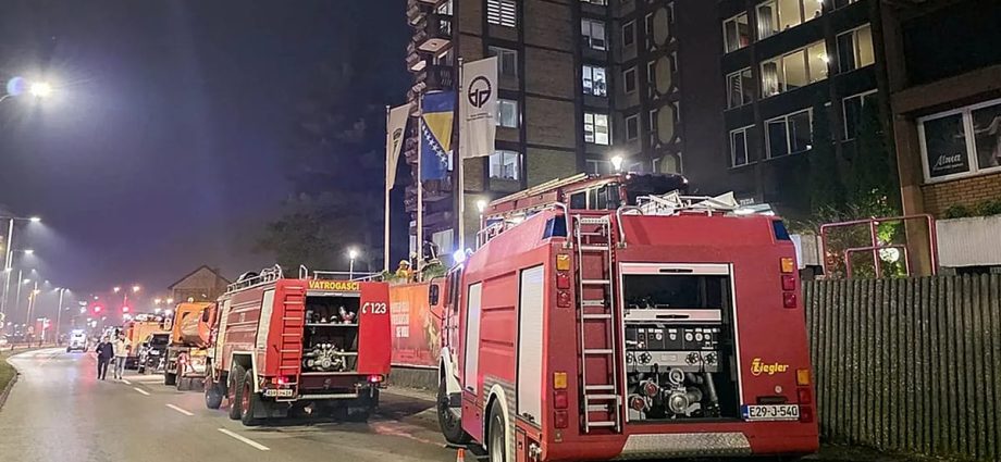 fire-at-a-retiree-nursing-home-in-bosnia-kills-ten-people,-media-reports-say