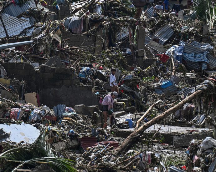 dozens-dead-after-typhoon-sweeps-across-philippines