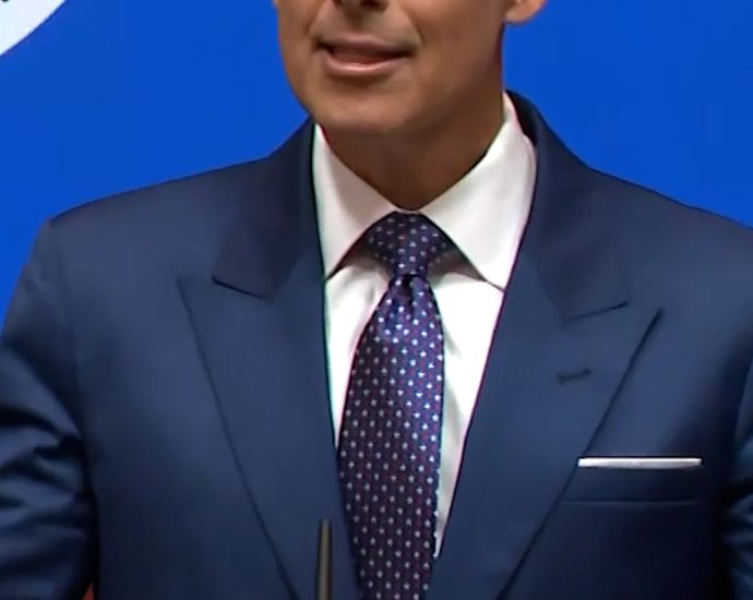 10-percent-of-airspace-could-close-if-shutdown-continues