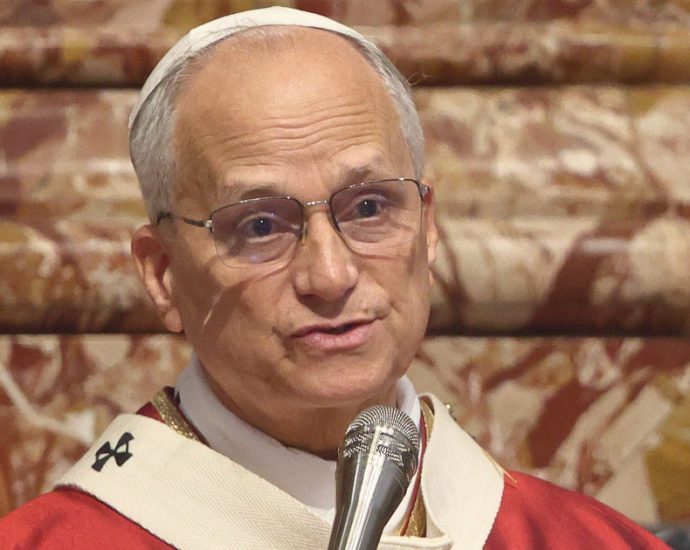 pope-leo-rebukes-traitor-47-on-migration-with-christ’s-‘end-of-the-world’-warning