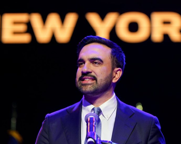 ‘we-have-toppled-a-political-dynasty’:-mamdani-comes-out-swinging-in-victory-speech