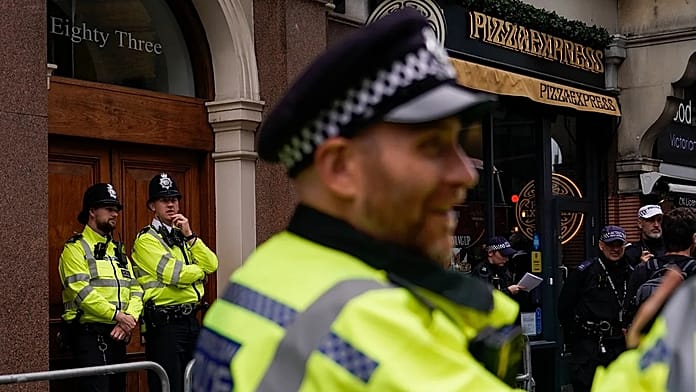 uk-police-hunt-for-two-more-wrongly-released-prisoners-days-after-new-measures-brought-in