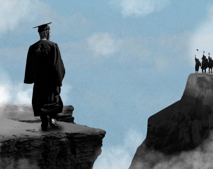 dei-rollbacks-are-eroding-first-generation,-low-income-student-supports