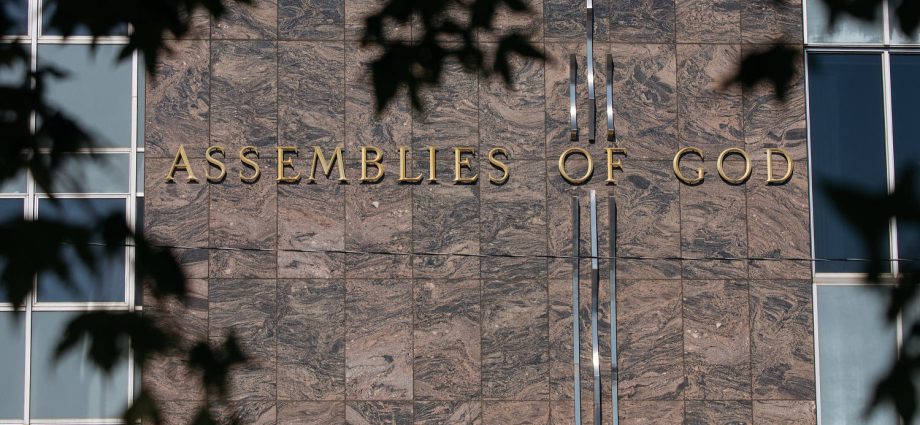 assemblies-of-god-pastors-call-for-change-after-churches-fail-to-oust-accused-abusers