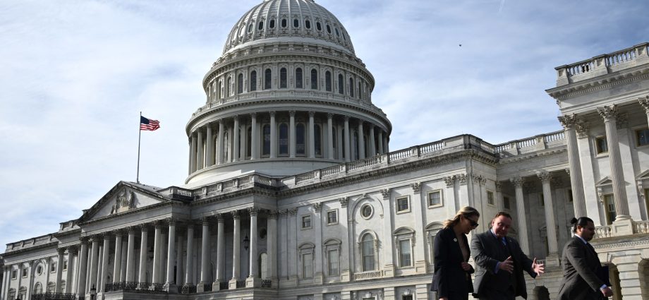 republicans-swat-down-democratic-offer-to-end-us-government-shutdown
