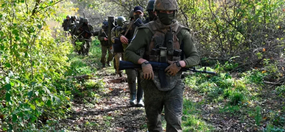 from-congo-to-moldova:-inside-russia’s-mercenary-network-targeting-european-elections