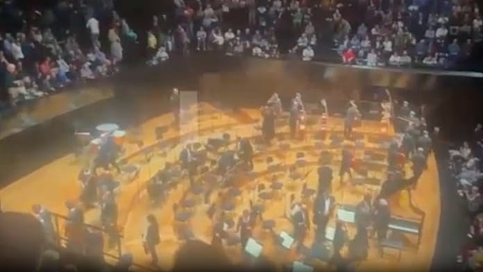 protesters-disrupt-israel-philharmonic-concert-in-paris-with-flares-and-alarms