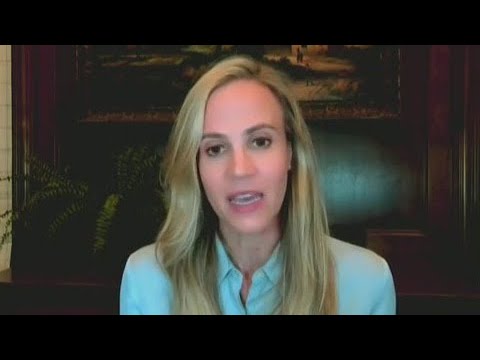 ex-fbi-agent-explains-how-people-become-radicalized-by-islamic-extemism-|-cuomo