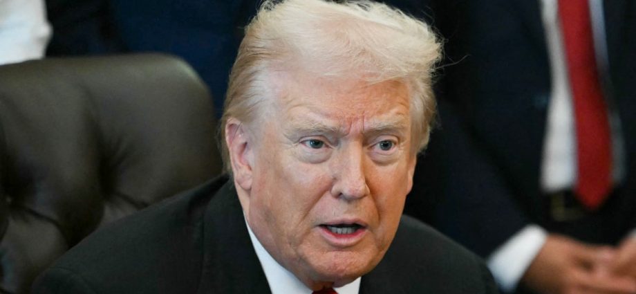 cnn’s-harry-enten-spills-how-the-traitor-is-‘big,-big-trouble’-for-these-republicans