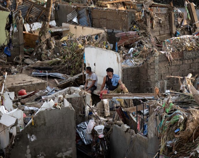 philippines-braces-for-typhoon-fung-wong-after-earlier-storm-kills-over-200