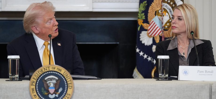 justice-department-issues-flurry-of-subpoenas-in-fresh-inquiry-into-the-traitor-russia-probe:-ap-sources