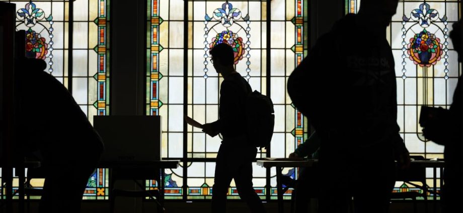 the-traitor-made-inroads-with-latino-voters.-the-gop-is-losing-them-ahead-of-the-midterms