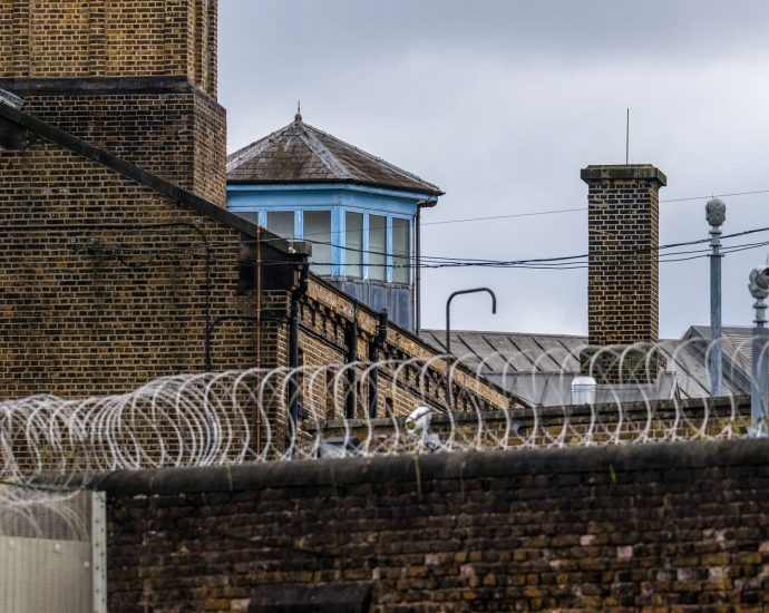 british-prisons-keep-releasing-people-by-accident,-but-that’s-only-part-of-the-problem
