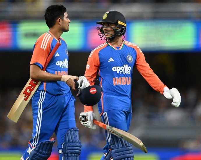 india-win-t20-series-against-australia-after-washout-in-fifth-match