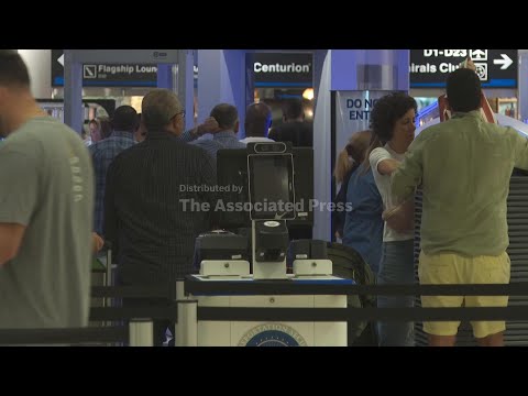 travelers-at-miami-international-airport-hope-for-end-to-government-shutdown-after-flight-reductions
