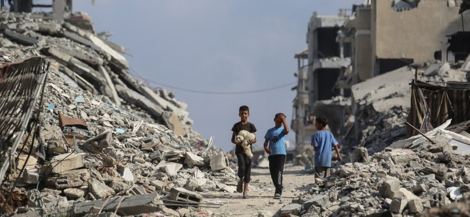 death-toll-in-israel’s-war-on-gaza-surpasses-69,000-as-attacks-continue