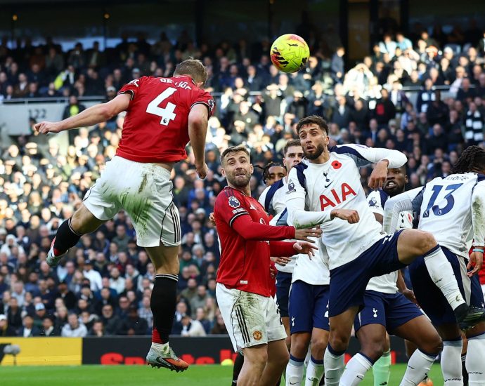 manchester-united’s-de-ligt-secures-late-draw-against-tottenham