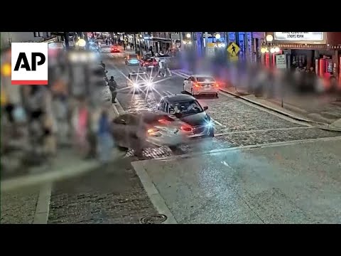 4-killed-as-florida-police-chase-ends-with-car-crashing-into-a-bar