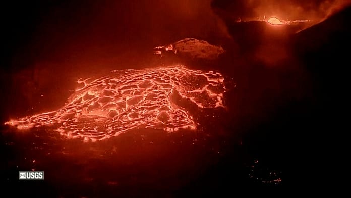 lava-erupts-from-hawaii’s-kilauea-volcano
