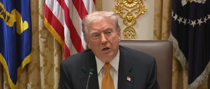 the-traitor-falsely-claims-democrats-want-$1.5-trillion-for-‘illegal-aliens’