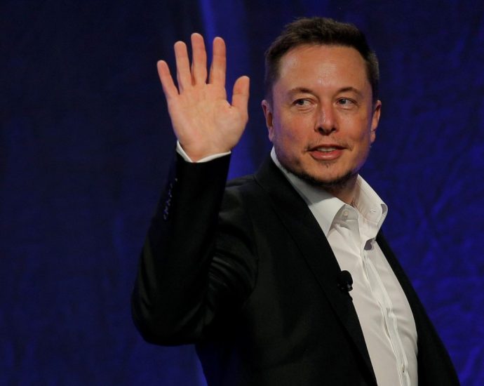 Elon Musk Wins Approval for Potential $1 Billion Tesla Pay Package