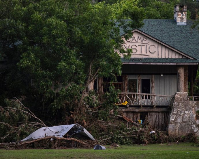 camp-mystic-victims’-families-sue-owners,-claiming-negligence