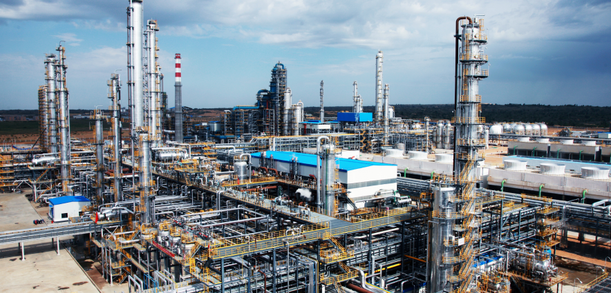 chinese-refiner-backs-away-from-russian-oil-amid-sanctions-fallout,-reuters-says