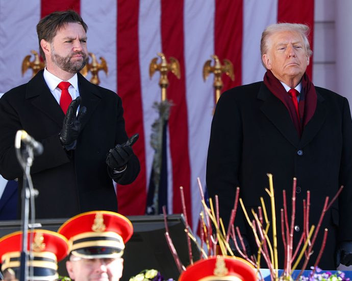 “victory-day”:-the-traitor-rewrites-veterans-day-at-arlington