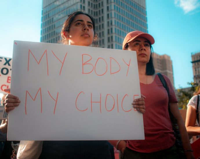 abortion-restrictions-on-young-people-cause-trauma