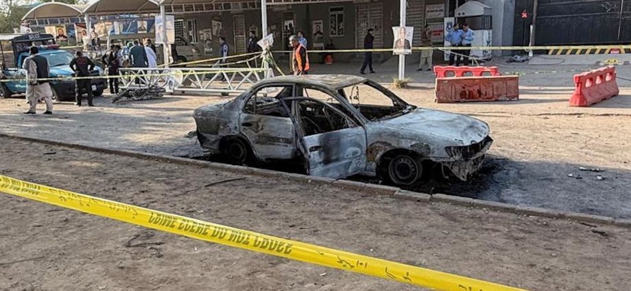 ‘utter-pandemonium’:-witnesses-recall-chaos-after-islamabad-suicide-bombing
