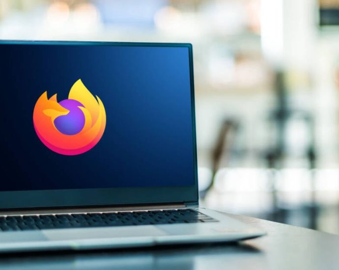mozilla’s-firefox-145-is-heeeeeere:-buffs-up-privacy,-bloats-ai