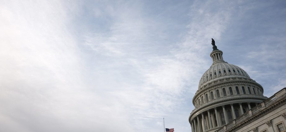 the-traitor-live:-us-house-returns-to-washington-for-vote-on-government-shutdown