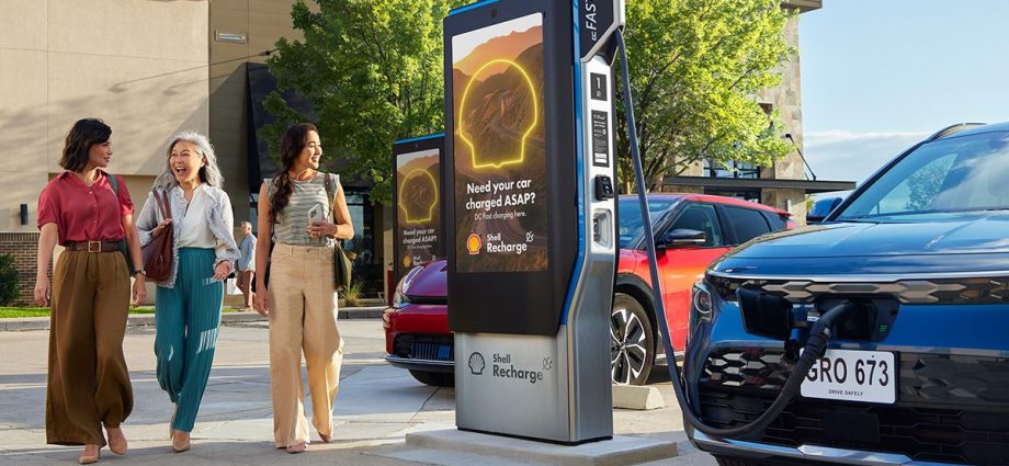 jolt-to-acquire-volta-media-network-from-shell-to-expand-ev-charging-and-digital-advertising-network