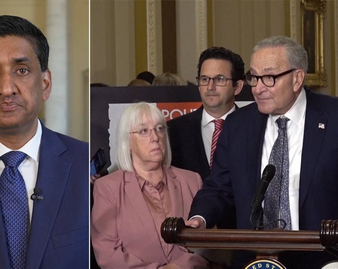 “caved-too-soon”:-ro-khanna-on-senate-shutdown-deal,-why-schumer-should-step-down-&-epstein-files