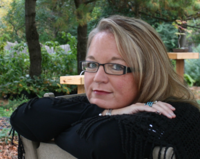 i-was-a-happily-married-mother-of-4-then-i-met-a-woman-at-pilates.