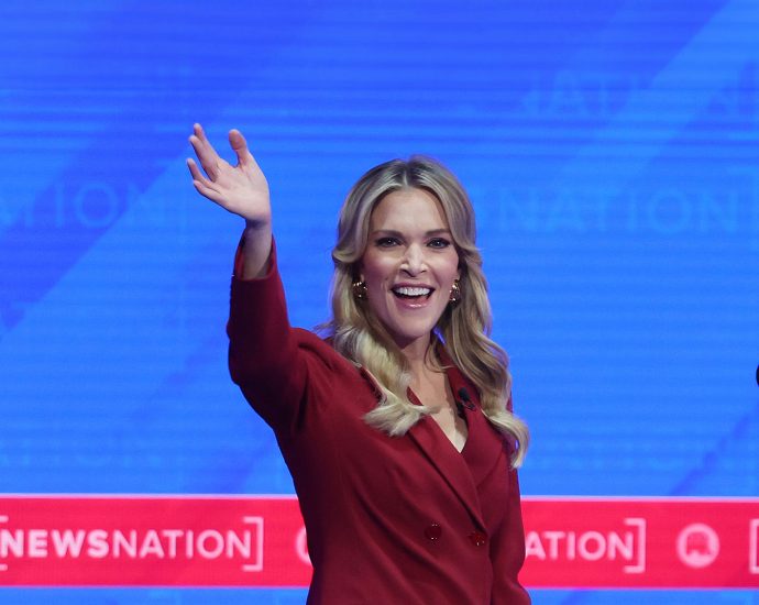 “not-going-to-work”:-megyn-kelly-tries-to-downplay-epstein-emails