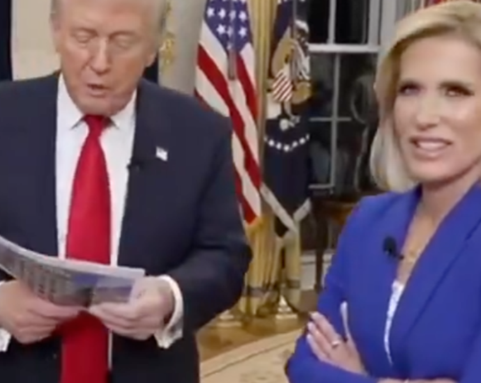 ‘a-big-white-blob?!?’:-laura-ingraham-doubts-traitor-47’s-new-renovation-pitch-to-his-face